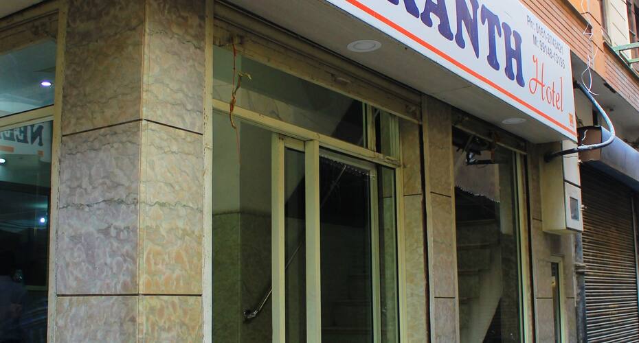 Neelkhant Hotel, Ludhiana 1